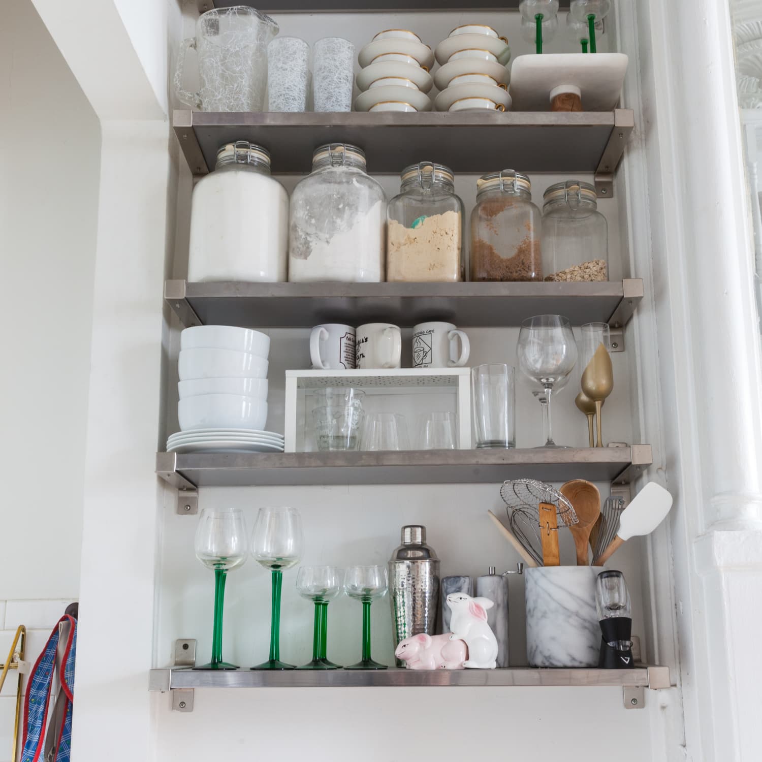 Wire kitchen store shelves for cabinets